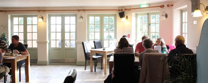 Restaurant to Garden